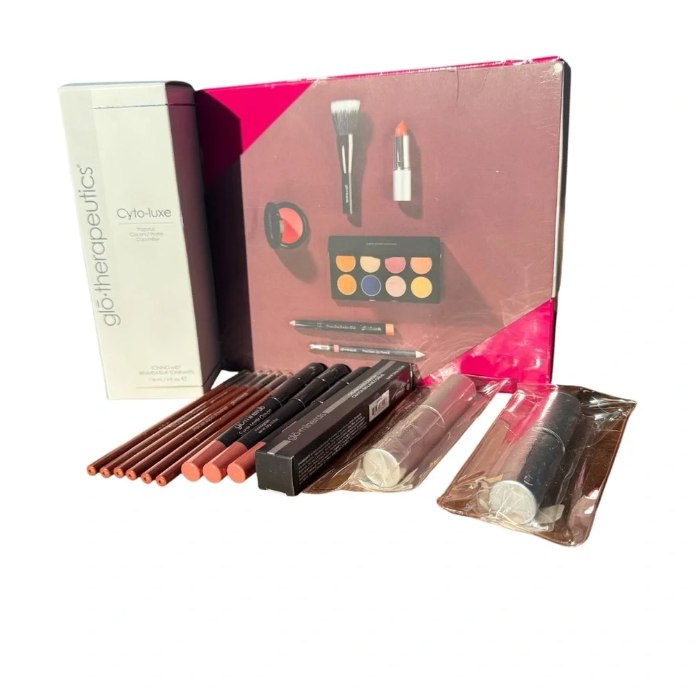 GLO SKIN BEAUTY MAKEUP BUNDLE – FULL SIZE & NEW ITEMS (REF LOT 3)